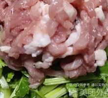 Stir-fried celery with shredded pork