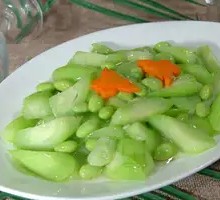 Loofah and Edamame Stir-Fry