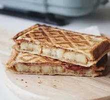 Cheese Grilled Chicken Disc Sandwich