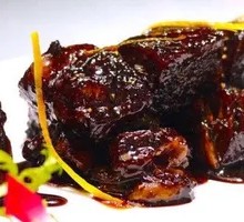 Orange-flavored Beef Cubes