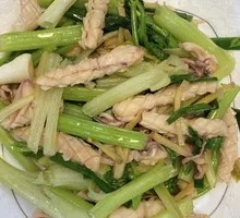 Celery Squid Stir-fry