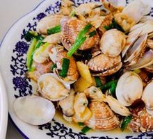 Stir-fried Clams with Ginger and Scallion