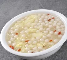 Sweet Rice Balls in Fermented Wine