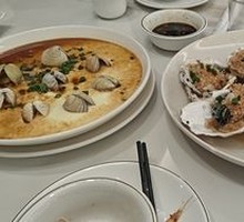 Steamed Oyster with Garlic and Vermicelli