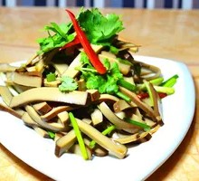 Spiced Egg Sheet Salad