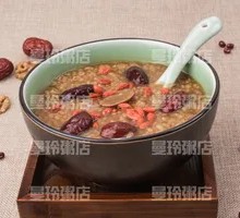 Red Date and Goji Berry Porridge
