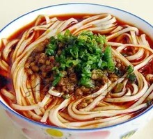 Spicy Minced Meat Noodles