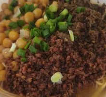 Special Pea and Pork Noodles