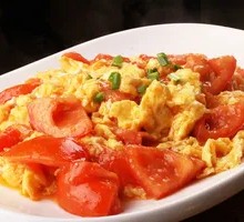 Tomato and Egg Stir-Fry