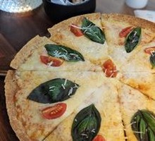 Garden Deluxe Cheese Pizza