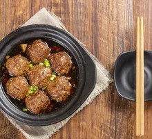 Braised Pork Meatballs