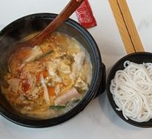 Spicy Sour Beef Noodle Soup