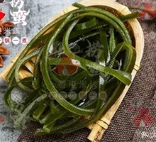 Thin seaweed strips