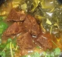 Sour Cabbage Braised Beef Noodles