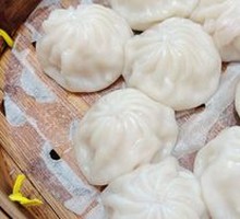 Crab Roe Steamed Bun