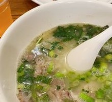 Braised Lamb and Vermicelli Soup in Clay Pot