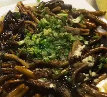 Stir-Fried Eel with Sauce
