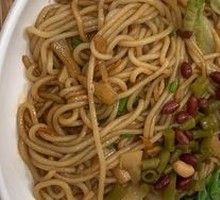 Sour Spicy Bamboo Shoots Stir-Fried Noodles