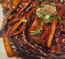 Sizzling Black Pepper Eel Strips