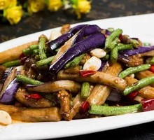 Eggplant Stir-Fried with Green Beans