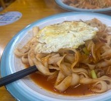 Stir-Fried Beef with Knife-Cut Noodles