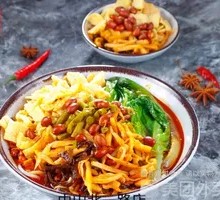 Spicy Beef Shank Luosifen