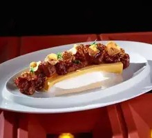 Juicy Walnut Beef Cubes