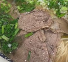 Sour Cabbage Beef Shank Lanzhou Noodles