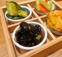 Four-Grid Assorted Vegetables