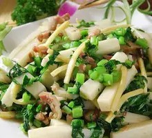 Pickled Mustard Green and Egg Fried Rice Cake