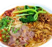 Sour Cabbage Beef Noodles