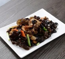 Stir-fried Pork with Wood Ear Mushrooms