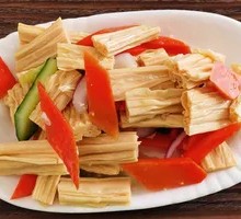 Crispy Tofu Noodles Salad
