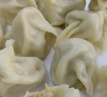 Fresh Pork Dumplings with Chinese Cabbage