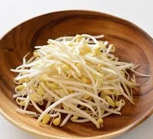 Bean sprouts
