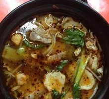 Fish Ball and Meatball Noodles