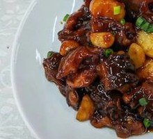 Braised Eel with Single Garlic