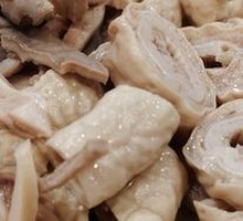 Steamed and Sliced Pig Intestine