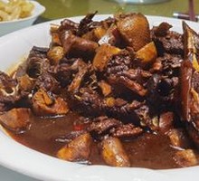 Braised Goose with Taro