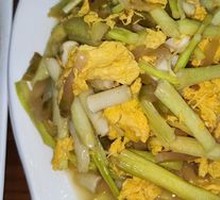 Fried Earth Egg with Wild Water Bamboo