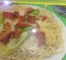 葱爆羊肉盖浇面