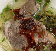 Sour Cabbage Beef Noodles