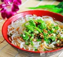 Dry-Mixed Braised Beef Rice Noodles