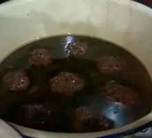 Braised Pork Meatballs