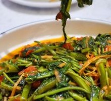 Stir-fried Water Spinach with Sour Bamboo Shoots