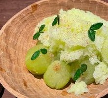 Sparkling Green Grape Drink