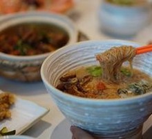 Intestine Oyster Noodle Soup
