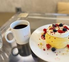 Raspberry Lava Pancake