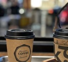 Bananana Matcha Latte