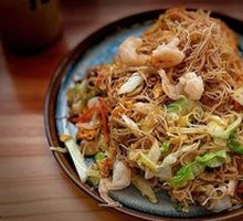 Shrimp Stir-Fried Noodles